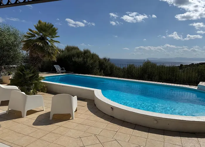 Francesca Feriehus *